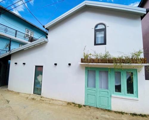 Chủ Xoắn Bán Sập Gía 360 Triệu! Biệt Thự Hầm 5 Phòng Ngủ Nơi Đẹp Nhất Phố